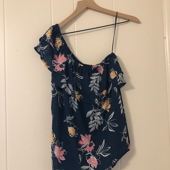 One Shoulder Ruffle Tops Sweater - Picture 2 of 5